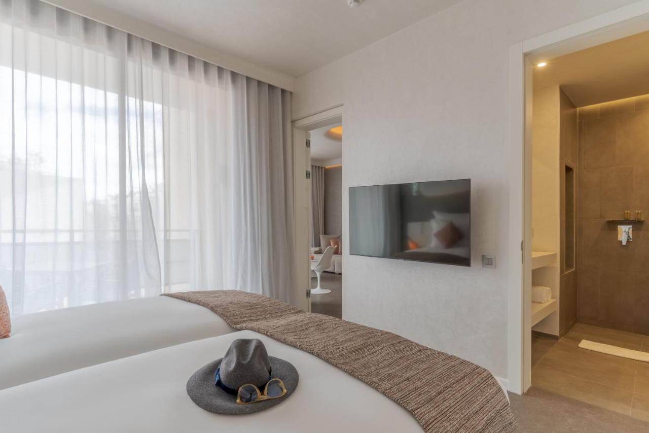 CR Suite Avenue